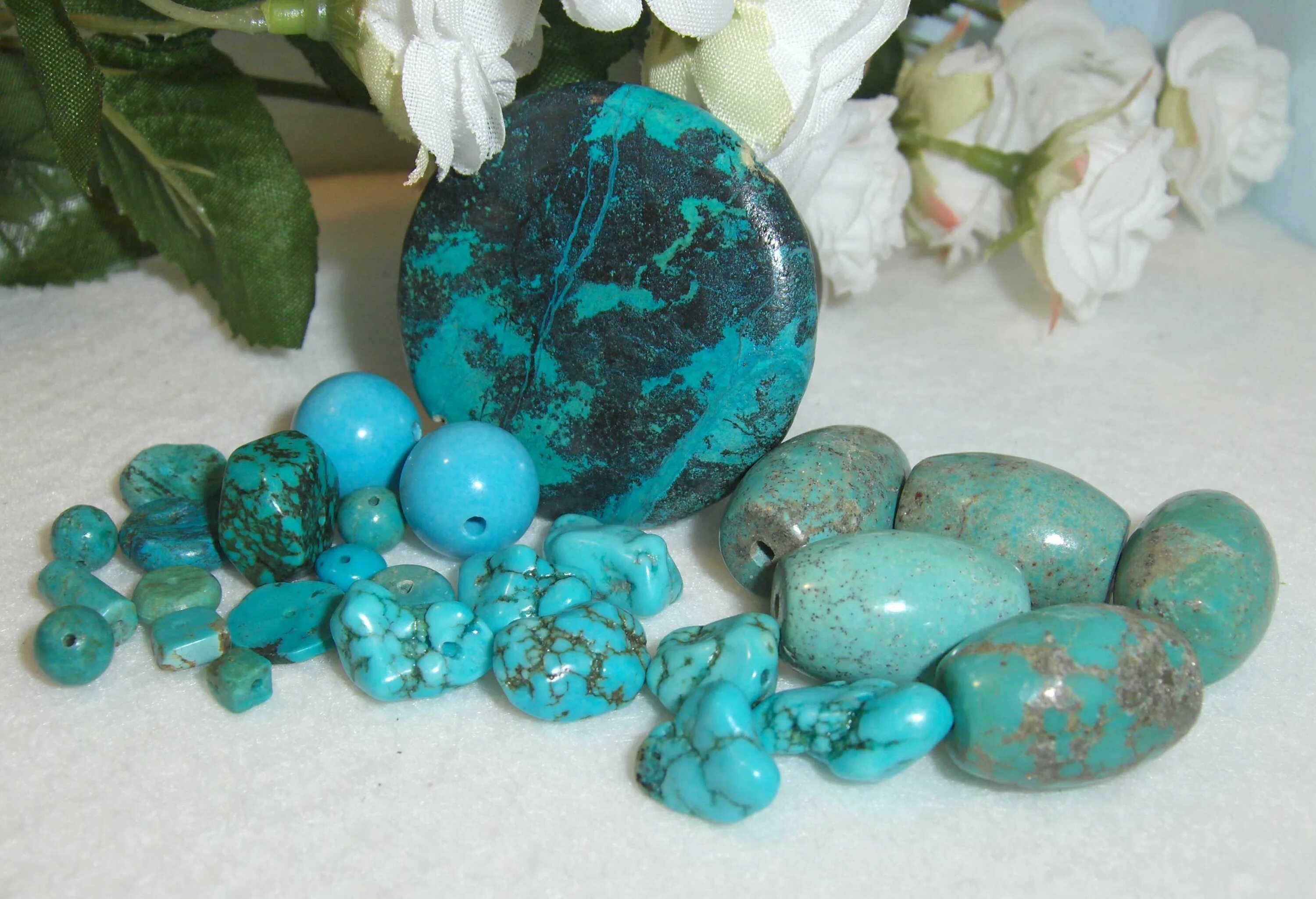 аризонская бирюза. фируза камень бирюзовый. бирюза камень. бирюза для тельца. нишапурская бирюза.