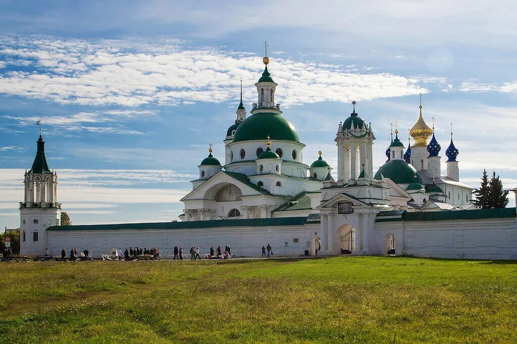 Ростов Великий. Ростов Великий Центральная площадь. Ростов Великий памятники зодчества. Ростов древний город.