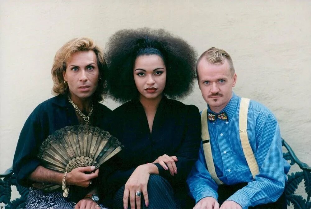 Группа Army of lovers. Army of lovers исполнитель группа. Группа Army of lovers сейчас. Трио 69