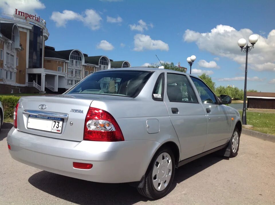 Лад 2010. Лада приора 2010 седан. приора седан 2010 года. lada priora 2010 года. приора 2010 года люкс.