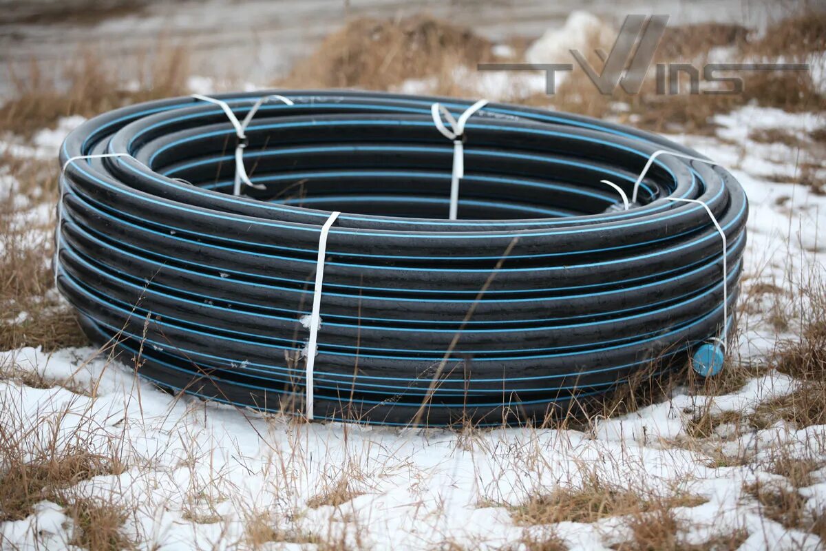 Труба пэ100 sdr17 63х3. Труба пнд джилекс pe100. Пнд 32 труба бухта 25 метровая. Бухта 32 трубы. 6.