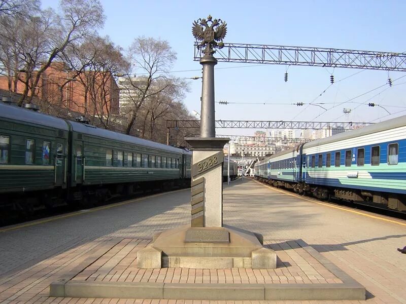 Транссибирская магистраль фото. Транссибирская магистраль. Вокзал омске жд вокзал. Транссиб омск. Транссиб омск.