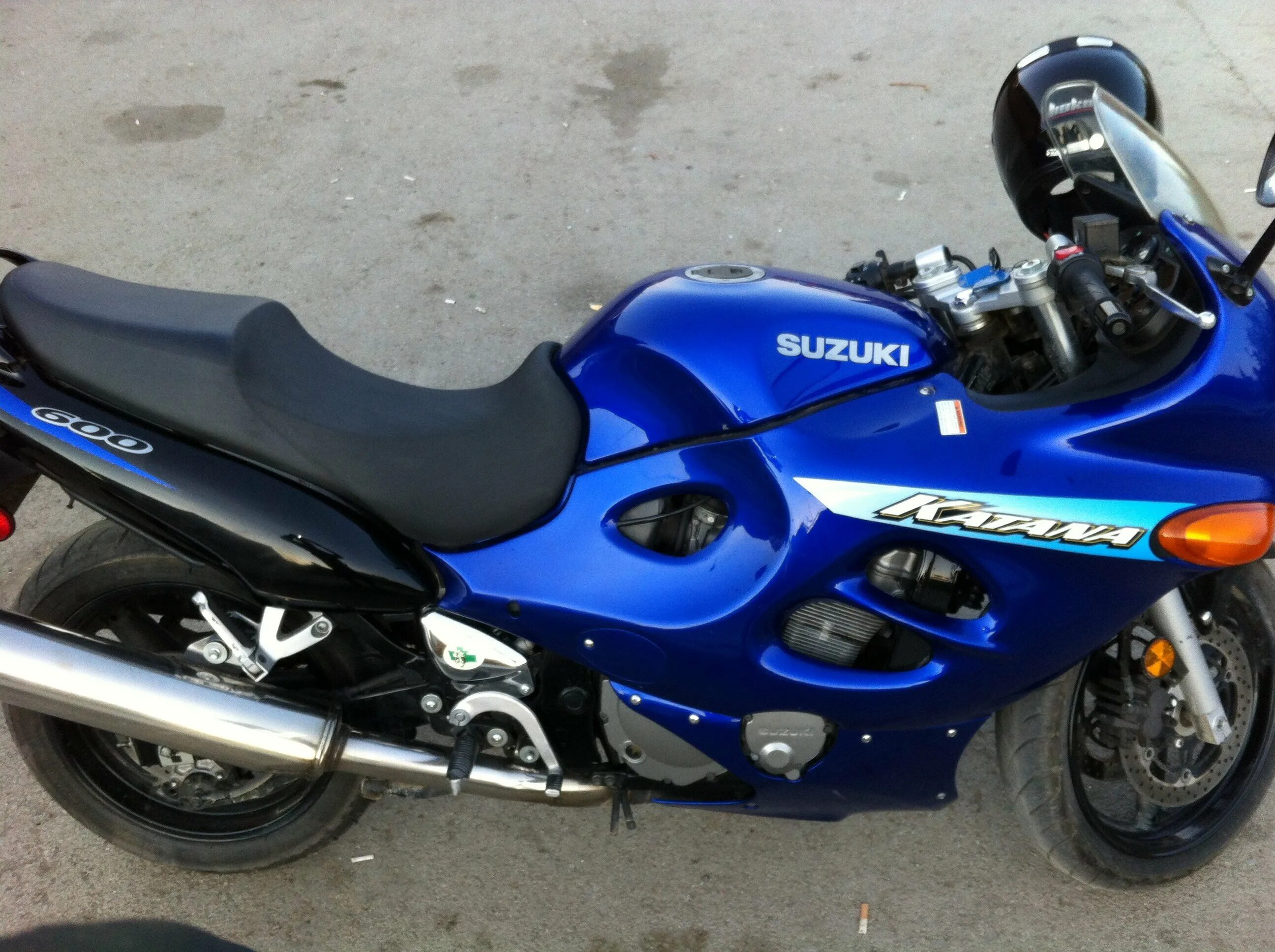 Suzuki 600 кубов GSX. Сузуки катана 600 кубов. Suzuki gsx600f 1997. Судзуки GSX 600 кубов мотоцикл.