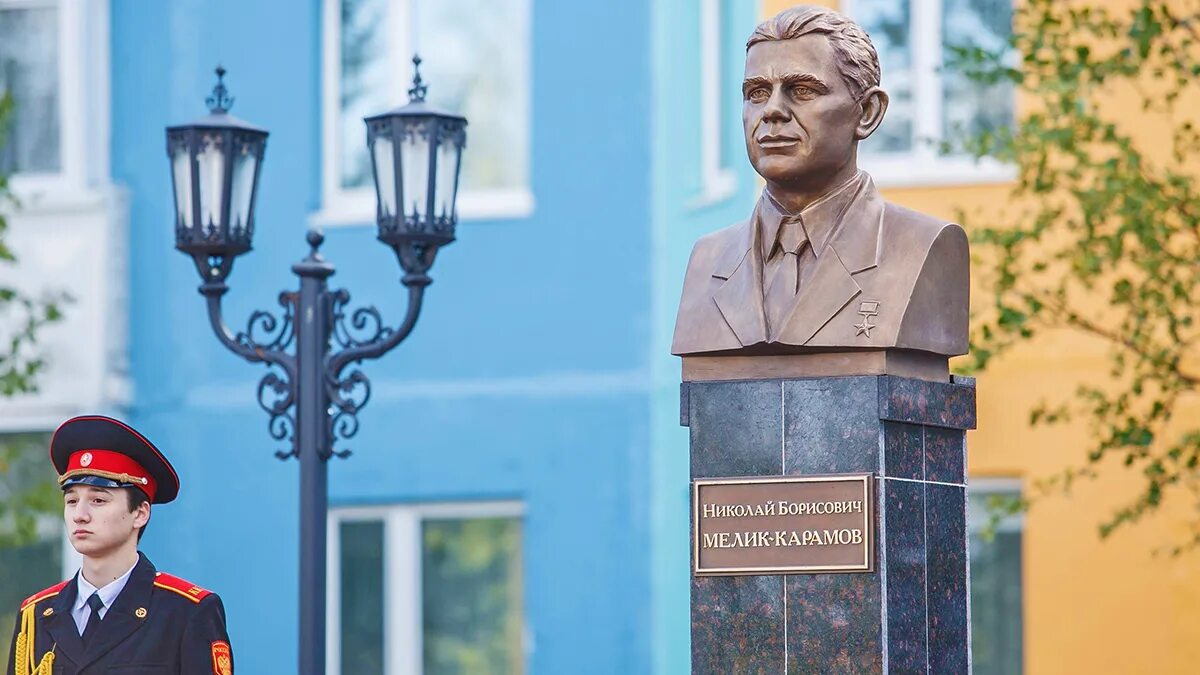 Режиссер виталий мелик-карамов. Мелик карамов. Мелик карамов. Мелик карамов. Мелик карамов.