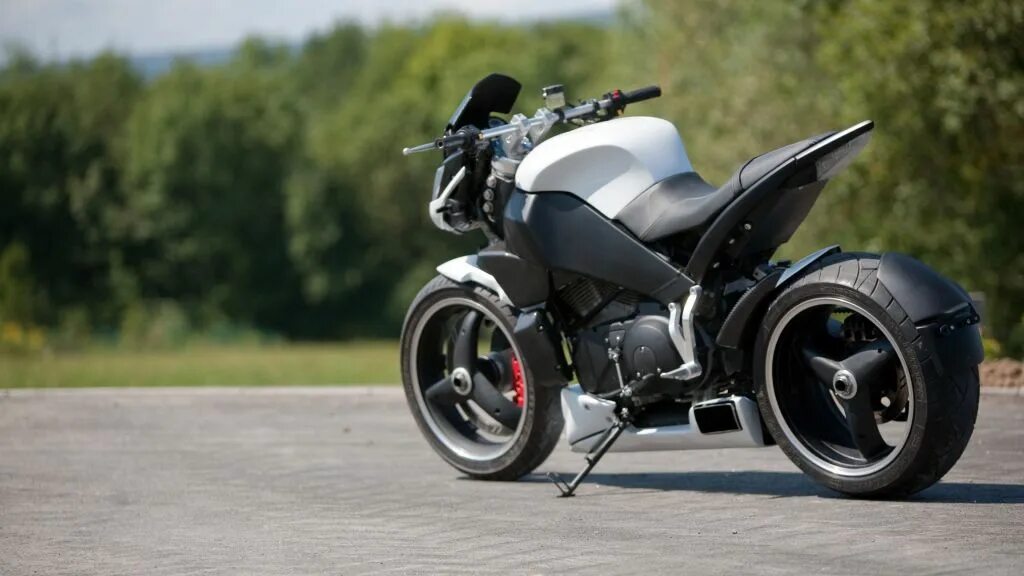 Короткая байка. Buell xb12s. Мотоцикл Buell xb12s. Buell xb12s Lightning. Харлей Дэвидсон Buell.