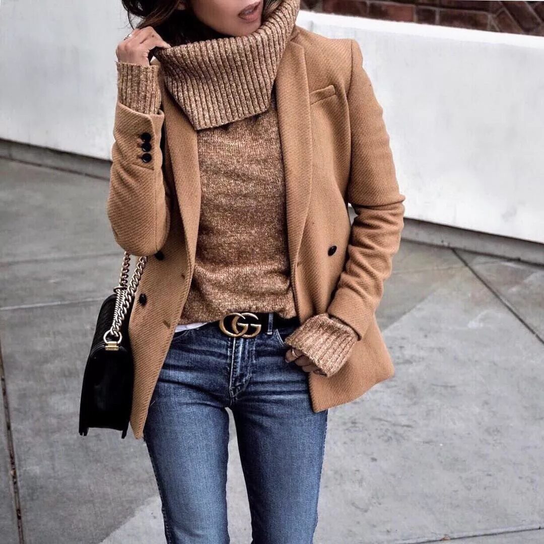 Ботинки женские образы. Образы с мокасинами женские. С чем носить пиджак зимой. Стиль преппи зима. Жакет с джинсами 2021.