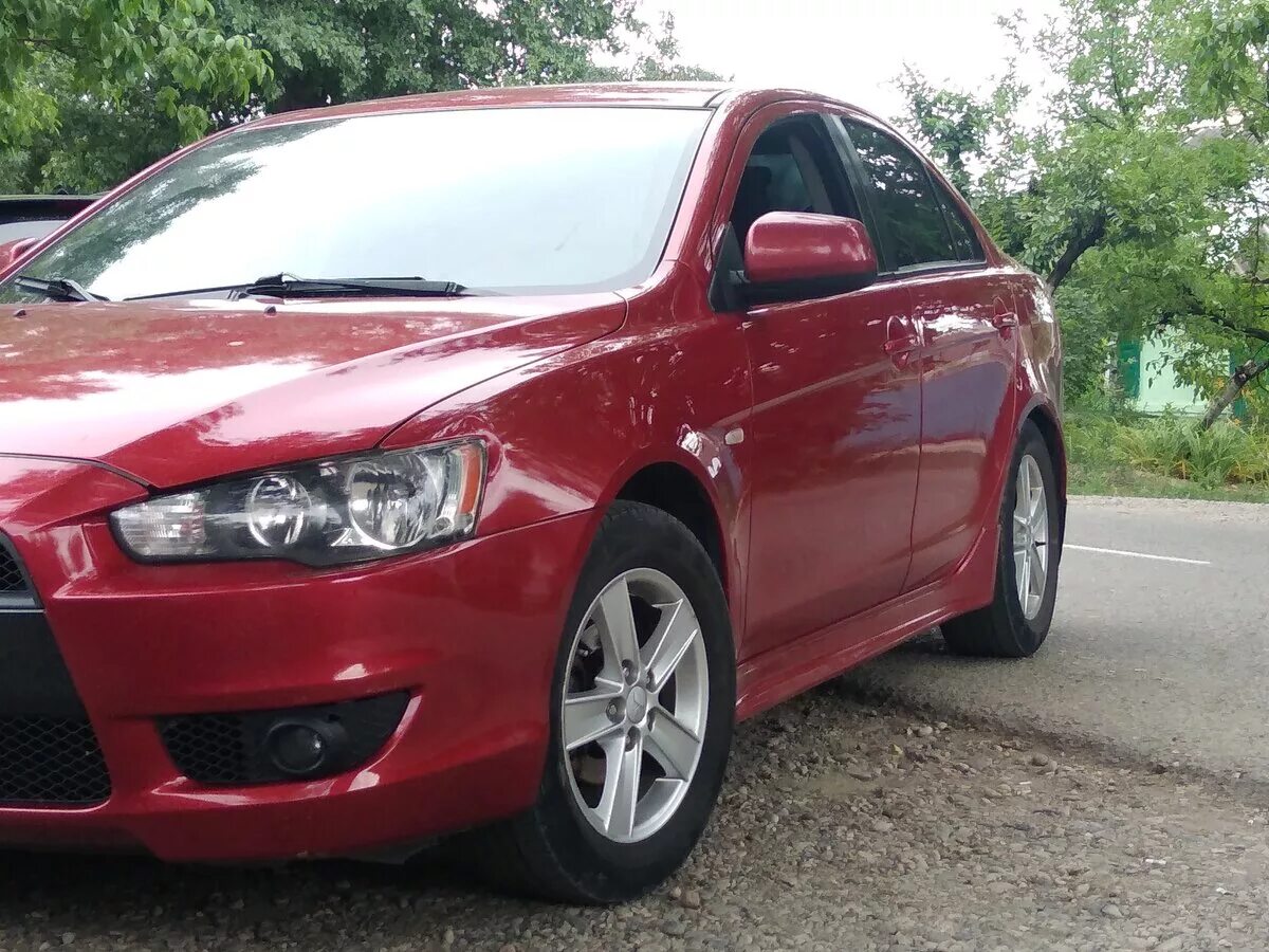 Mitsubishi lancer 2008 года