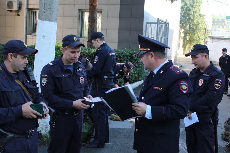 Полиция челябинск центральное. ОП Тракторозаводский Челябинск. Отдел полиции Тракторозаводский. Полиция Челябинск. Отдел полиции Тракторозаводский начальник.