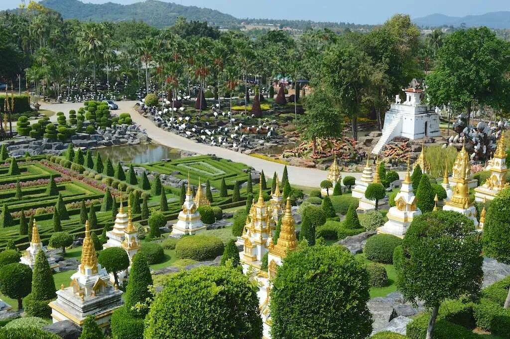 Парк нонг нуч в паттайе. Ботанический сад Нонг Нуч. Сад Нонг Нуч (Таиланд). Сад мадам Нонг Нуч в Паттайе.