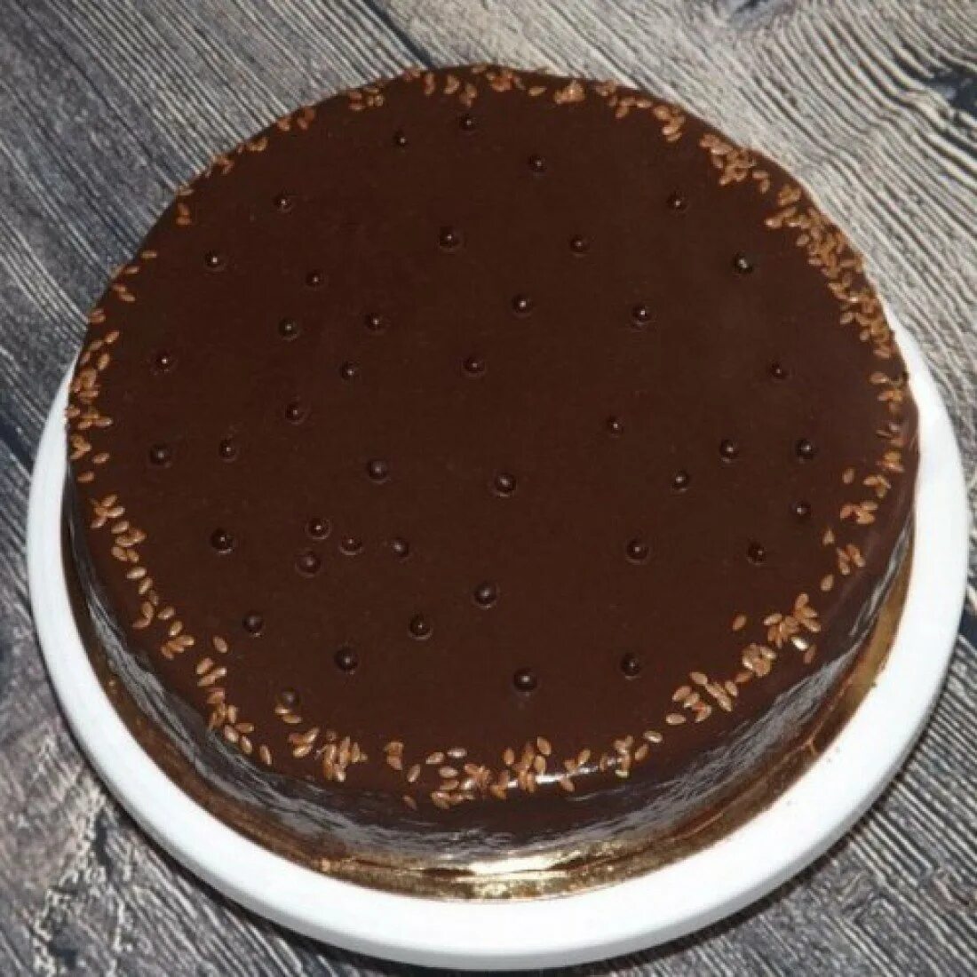 Торт марс рецепт в домашних условиях. Торт Сникерс Марс. Шоколадный торт Марс. Торт Марс украшение. Декор торта Марс.