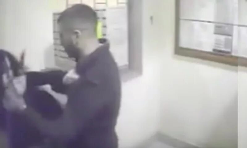 Снял ножом видео