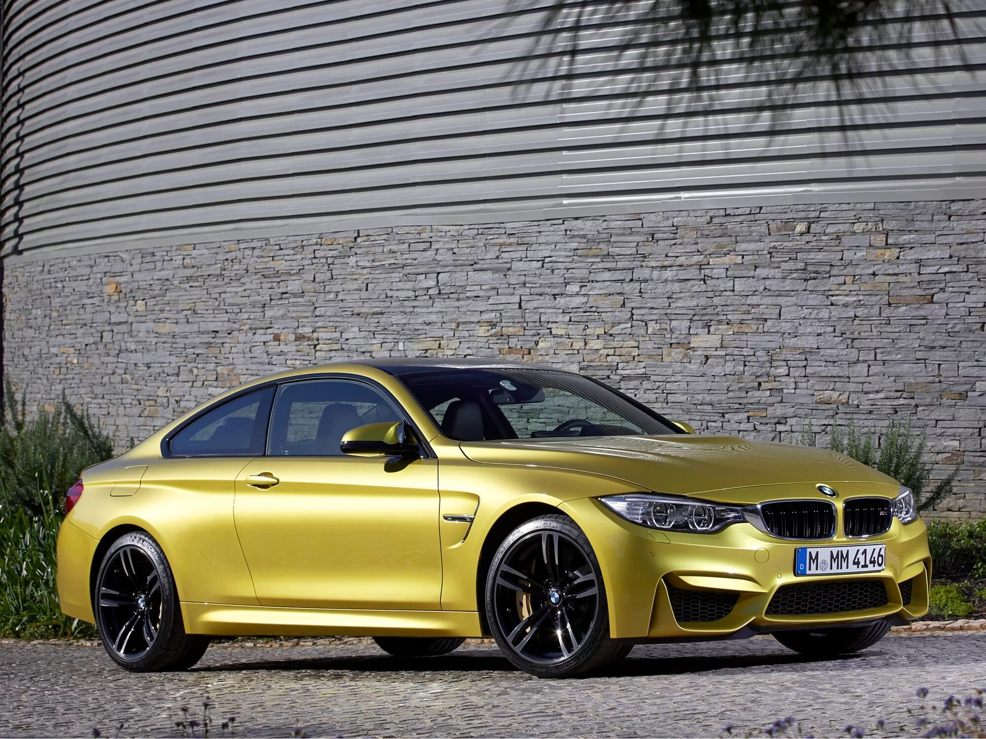 Bmw m4 coupe. BMW m4 f82. BMW m4 Coupe 2014. BMW m4 Coupe 2010. BMW m4 f82 купе.