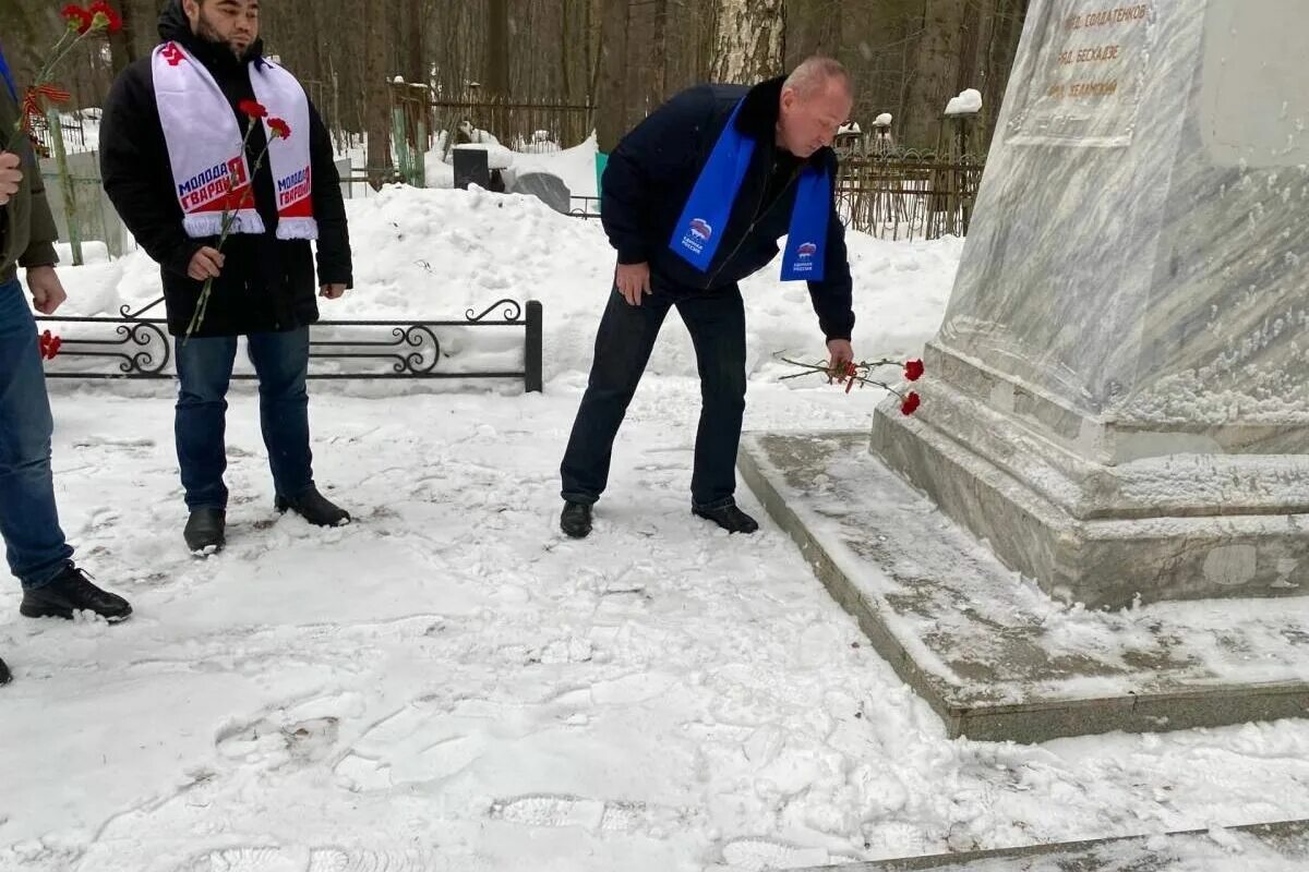 1 февраля пермь. Возложение цветов на 23 февраля Пермь. Пермские новости. Защитники Перми. Новости Пермского края.