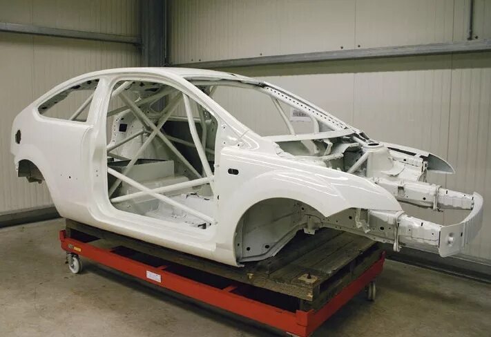 Алюминиевые детали в автомобиле. Кузов паджеро 4. Силовая структура кузова. Кузова каркас fx35. Лексус с кузовом.