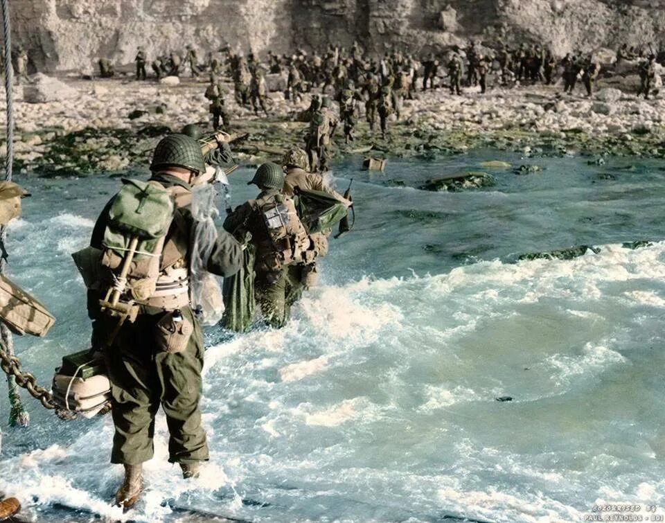 Фотографии второй мировой войны. Вторая мировая. Нормандия / World War 2: Normandy. Нормандия Омаха Бич 1944 в цвете.