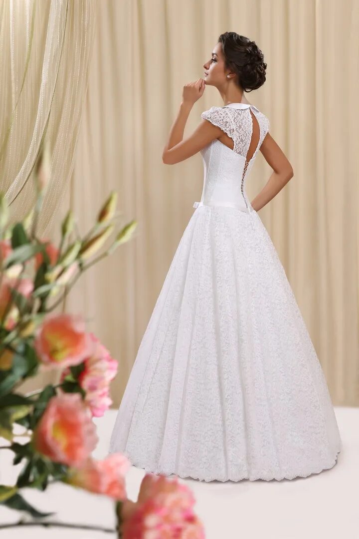 Платье на свадьбу. Свадебное платье в аренду спб. Свадебные платья напрокат спб. Свадебное платье в аренду спб. Платье петербургское свадебное.