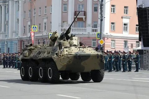 Парад 23