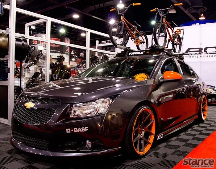 Tuning pro отзывы. Chevrolet Cruze детейлинг. Шевроле Круз стенс. Chevrolet Cruze универсал stance. Шевроле Круз stance.