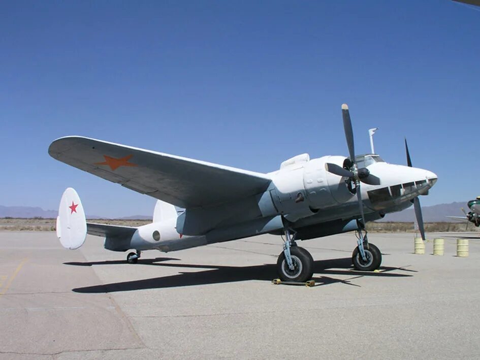 ту 2 вар тандер. самолет-u2 dragon lady. фронтовой бомбардировщик «103» (ту-2). фронтовой пикирующий бомбардировщик ту-2. китайский ту-2.