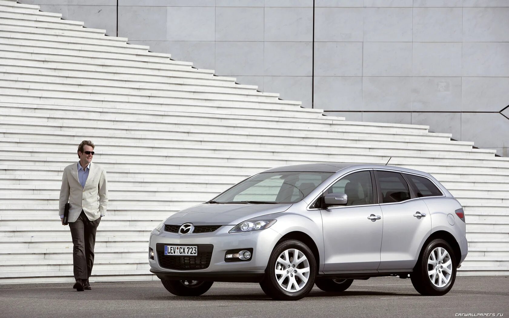 2007 7. Mazda cx-7 2007. мазда сх7 2007. мазда сх-7 2007 года. mazda кроссовер 2007 года.
