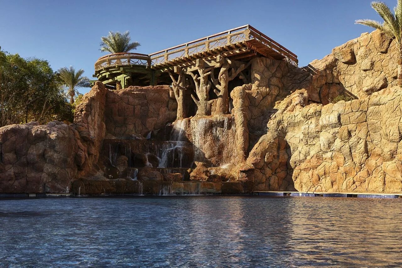 Sheraton sharm hotel 5 шарм. Отель шератон шарм-эль-шейх. отель sheraton sharm resort 5. шератон шарм-эль-шейх виллас шарм. шарм-эль-шейх отель шератон шарм резорт 5.