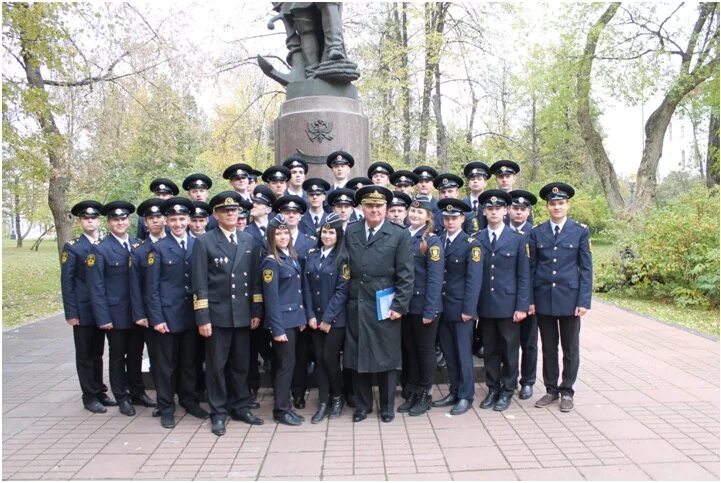 представитель фсб россии. пограничники улан-удэ. медаль доблесть ждв. пограничная академия фсб россии. пограничная служба санкт петербург.