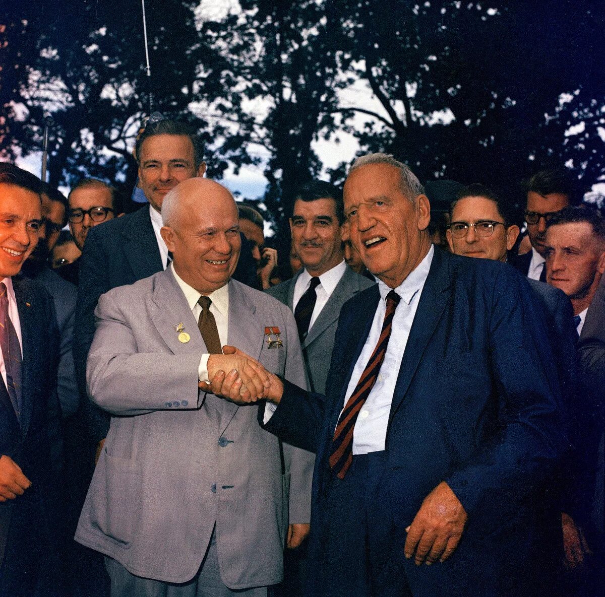 Визит хрущева в сша. Росуэлл гарст. визит хрущева в сша 1959 г. росуэлл гарст и хрущев. росуэлл гарст фермер.
