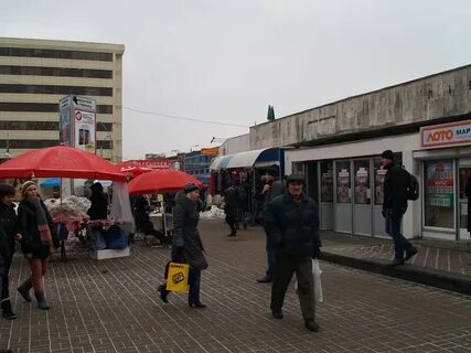 Станция метро левобережная