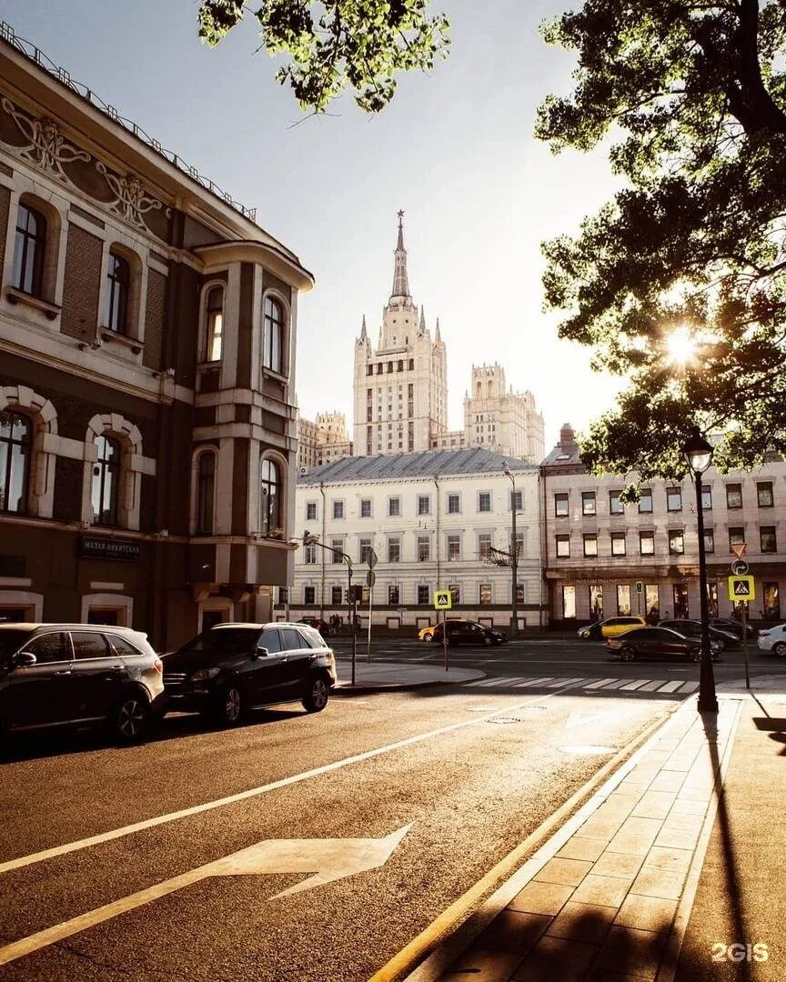 Большая Никитинская улица. Большая Никитская улица Москва. Малая Никитская Москва. Малая Никитская улица. Ул б никитская