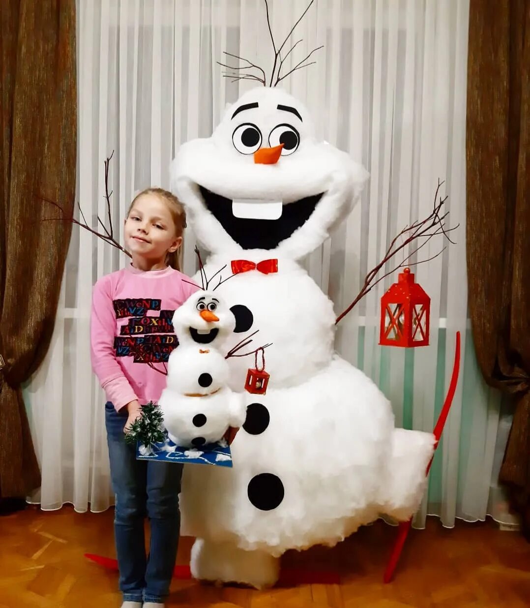 олаф из пластилина. как сделать снеговика олафа. торт олаф холодное сердце. снеговик снеговик олаф. как сделать снеговика олафа.