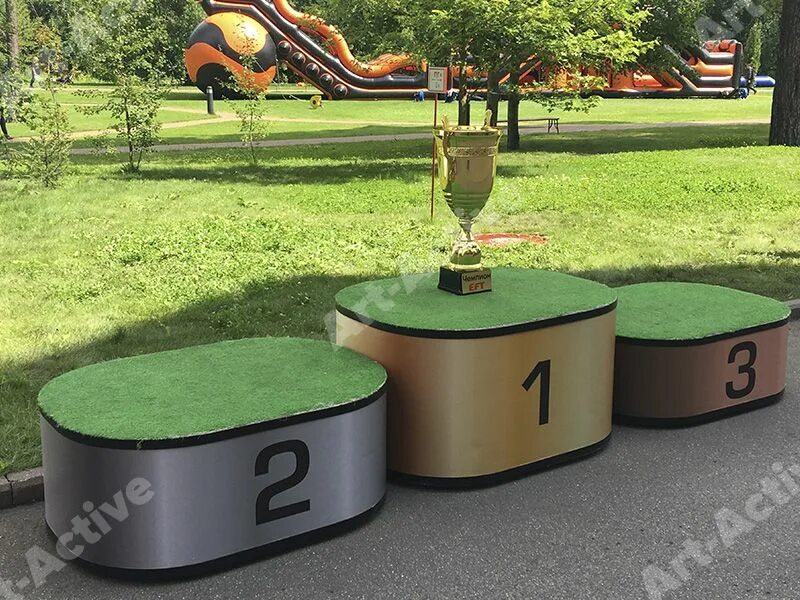 Снять с пьедестала. Пьедестал для награждения аренда. Пьедестал спорт. Свержение с пьедестала рисунок. Пьедестал в аренду москва для детей.