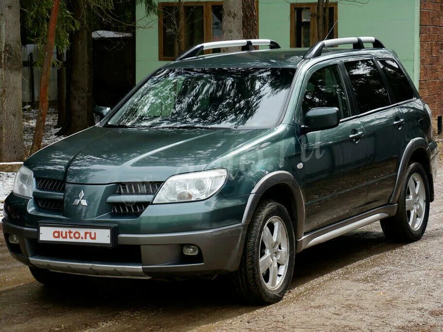 Mitsubishi outlander 5. Mitsubishi Outlander 2005. Мицубиси Аутлендер 2005. Mitsubishi Outlander 2005 года. Outlander 2005 2.4.