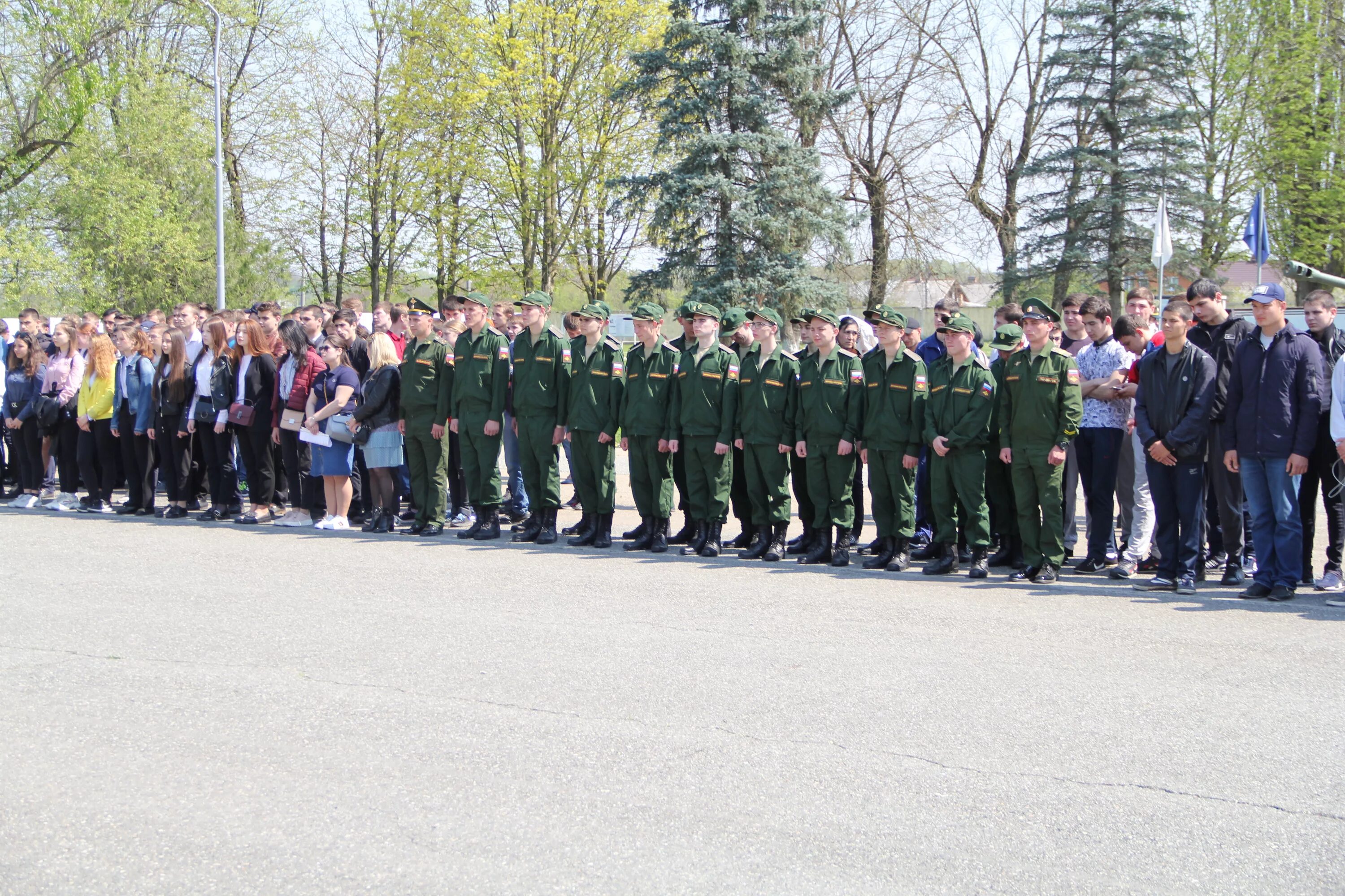 Майкоп воинские. Майкоп армия. Военная часть 13714 г Майкоп. Военный комиссариат Майкоп. Майкоп 2021 армия.