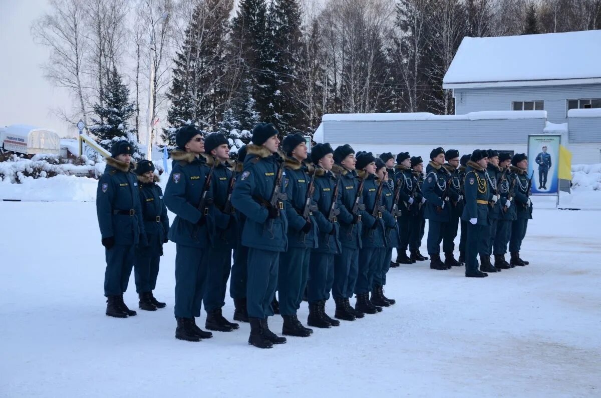 Спасательный центр смоленск. Ногинский полигон МЧС. Ногинск спасательный центр. Ногинский спасательный центр МЧС России присяга 2023. Ногинский спасательный центр присяга 2020.