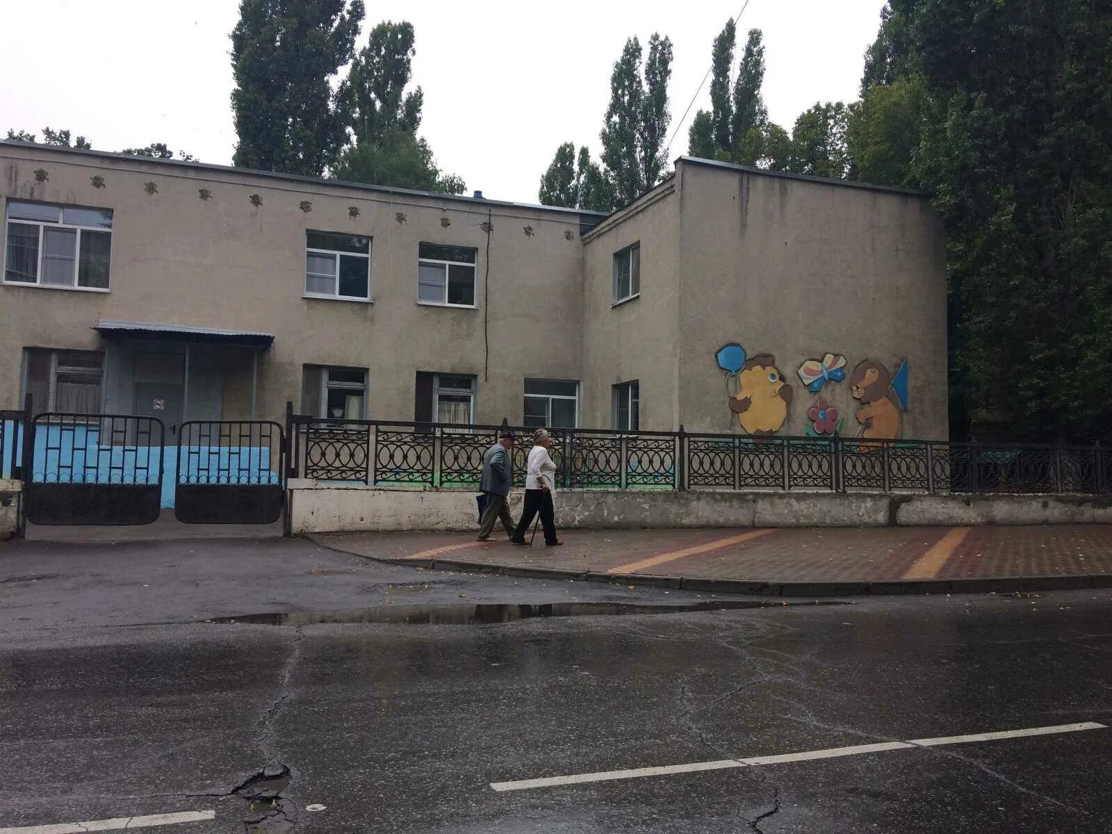 Детский сад сказка липецк. Сад 9 липецк. Сад 9 липецк. Доу 62 липецк. Камень рыболов школа.