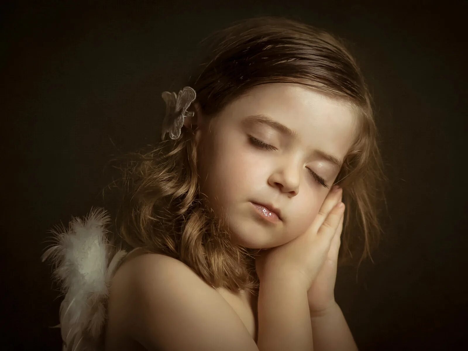 My little angel 1. Little angel 2. Джонни уайтакер. Flower knows little angel. My little ангел игра.