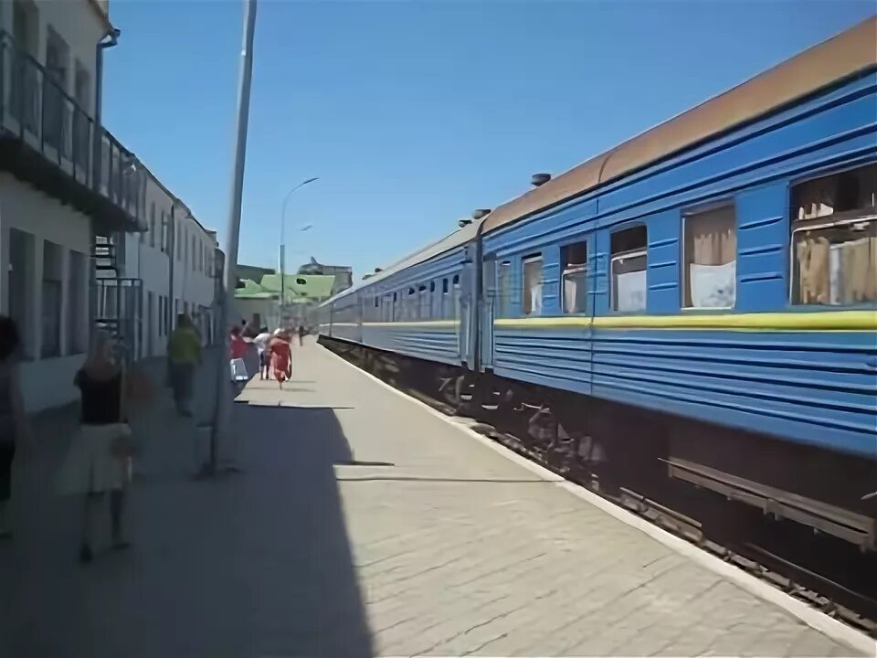 Крымская железная дорога. Поезд «таврия/двухэтажный состав» 164м/163м москва — феодосия. Фото поезда москва феодосия. Поезд москва керчь. Поезд 162 москва феодосия.