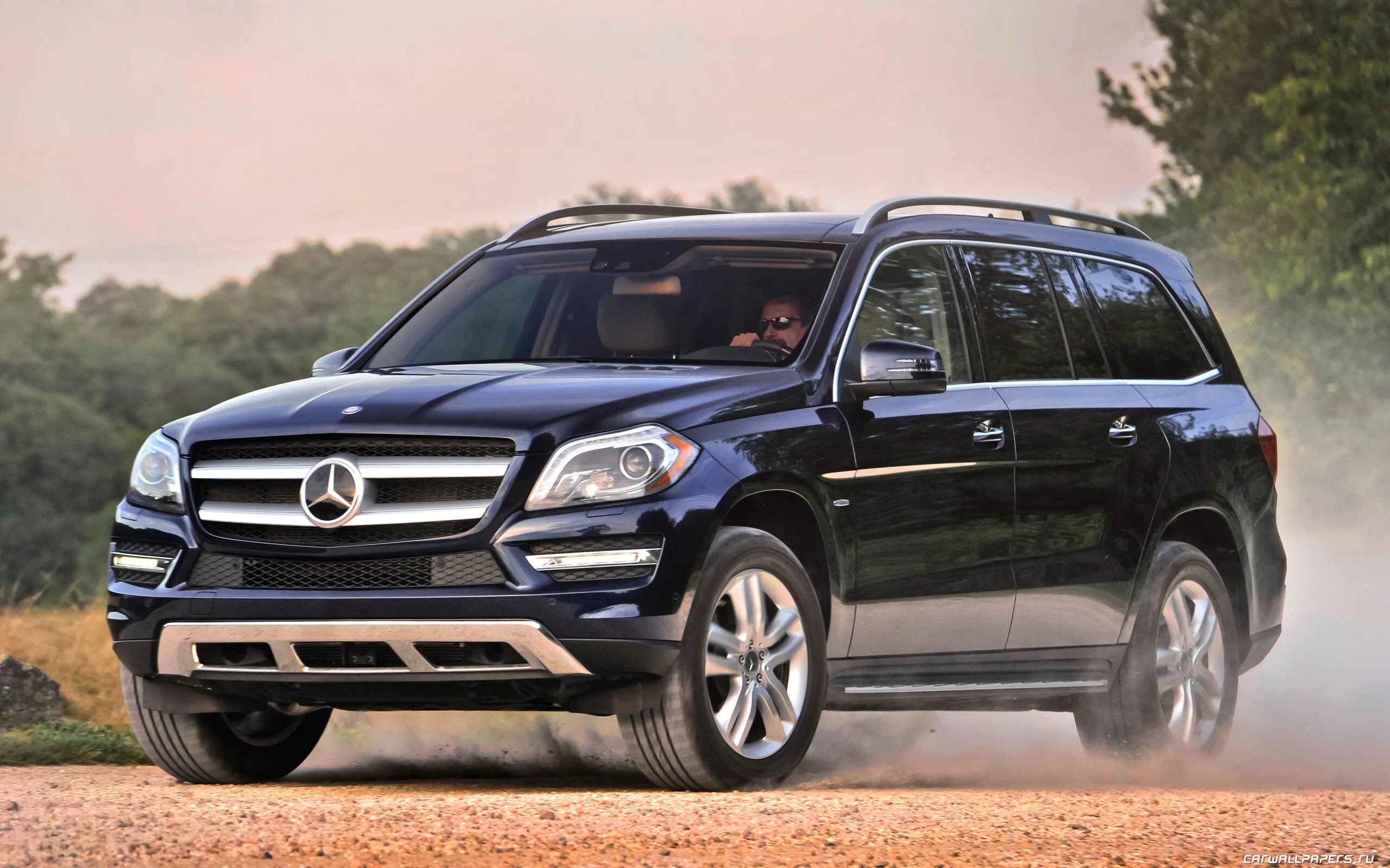 Mercedes benz gl 500 2013. Мерседес бенц gl class. Мерседес внедорожник gl450. Mercedes benz gl 550. Мерседес gl 350 bluetec.