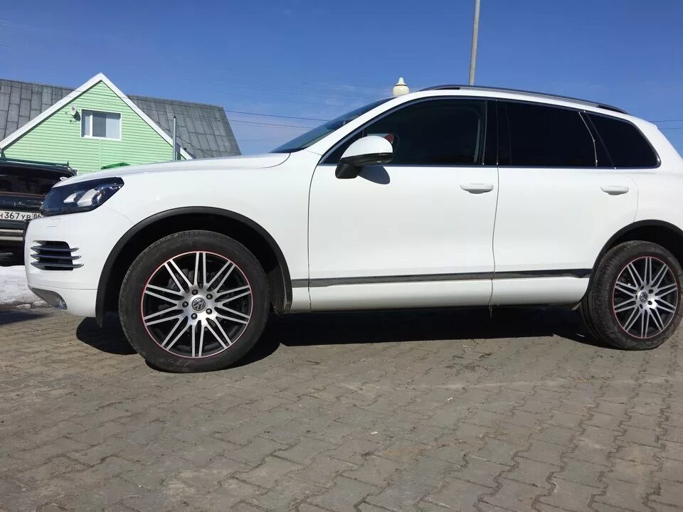 Какие диски на туарег. Диски volkswagen touareg r18. vw touareg nf диски r20. volkswagen touareg диски r20. диски volkswagen touareg nf r18.