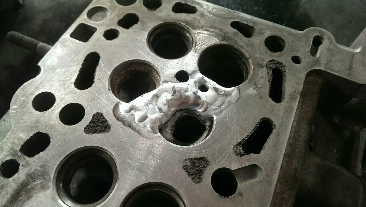 расточка блока камаз. мойка гбц камаз. опрессовка гбц камаз. восстановление головки. головка гбц залом высверливание.