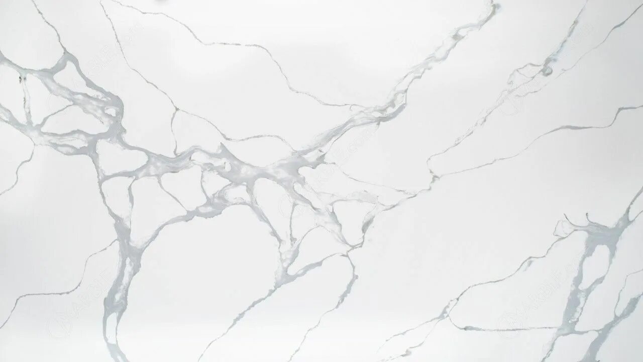 Мраморные обои белые. Калакатта Блэк мрамор. Calacatta Black мрамор. Black Calacatta кварц. Белый мрамор Калакатта.