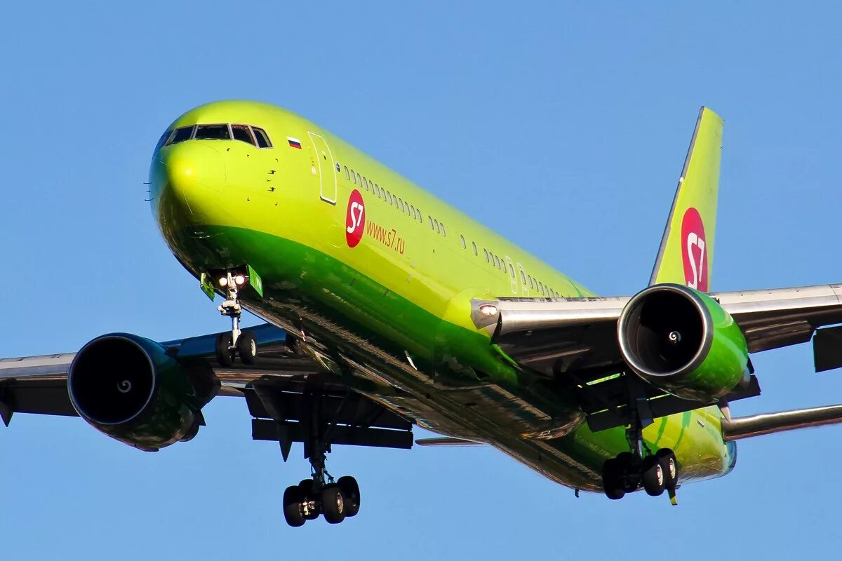 Эссевен авиабилеты. S7 Airlines. Самолет с7 Аирлинес. Боинг 777 s7. A330 s7.