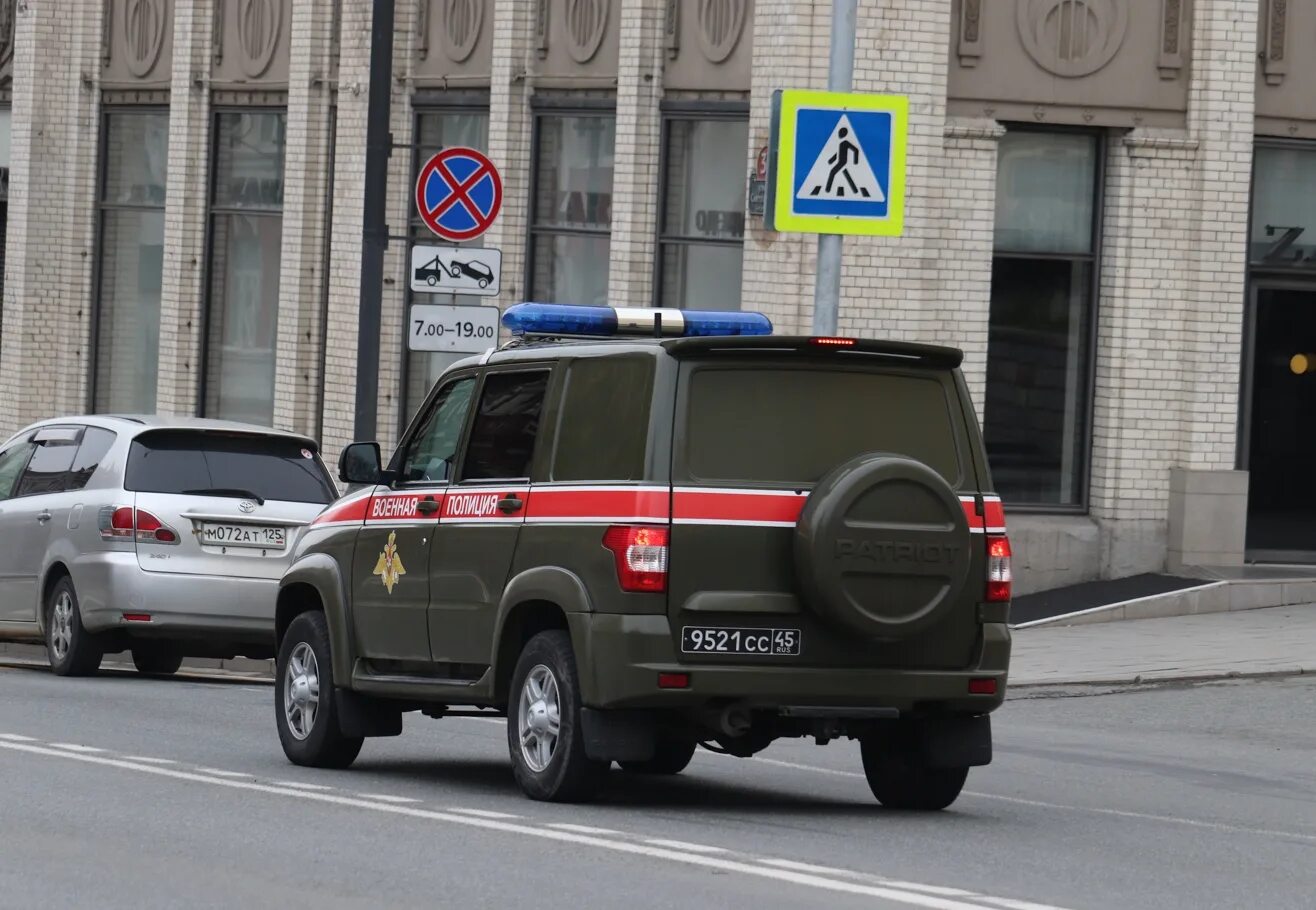 Уаз патриот 3163 военная автомобильная инспекция. Спец москва. Спец москва. Спец москва. Д.