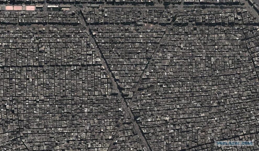 Часть большого каира 4 буквы. Район Имбаба Каир. Каир со спутника. Космический снимок Каир. Каир вид со спутника.