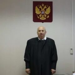 Мировые судьи долги