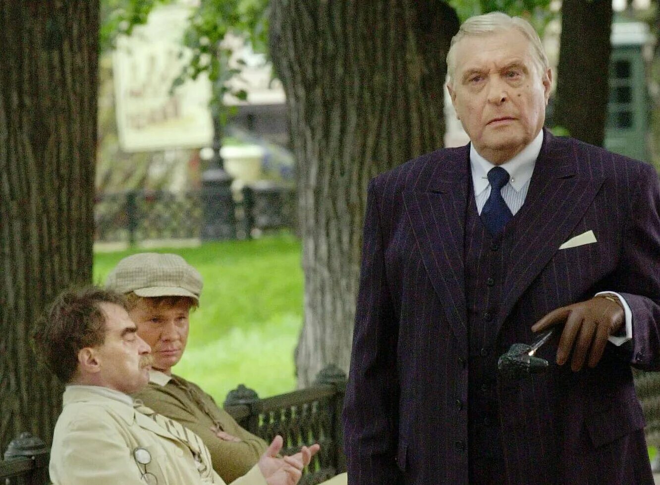 Актер сыгравший воланда. Актер сыгравший воланда. Олег басилашвили мастер и маргарита 2005. Олег басилашвили мастер и маргарита 2005. Мастер и маргарита фильм 2022.