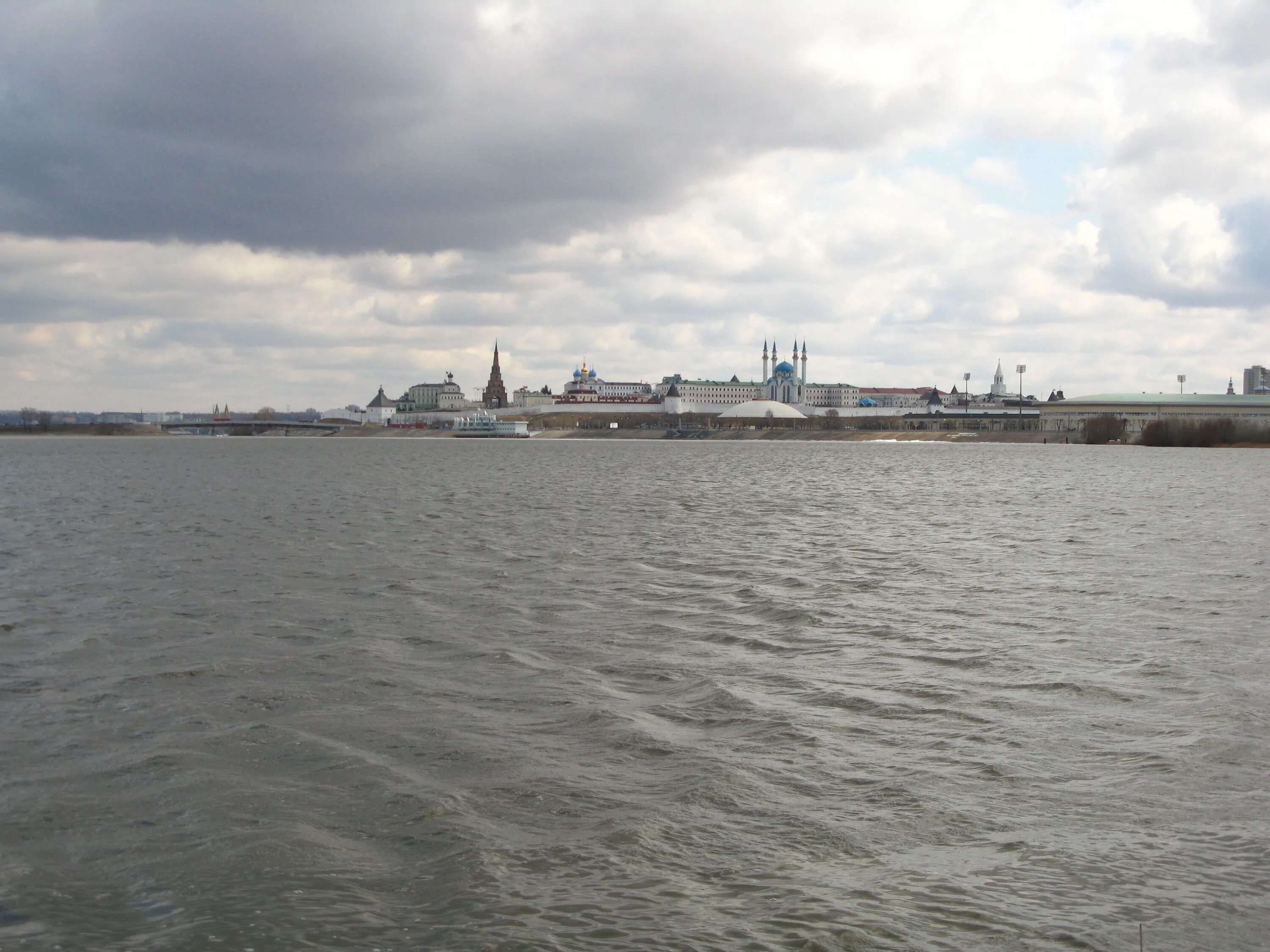 Казань расположена на реке. Река Казанка. Казанка Казань. Река Казанка и Волга. Устье реки Казанки.