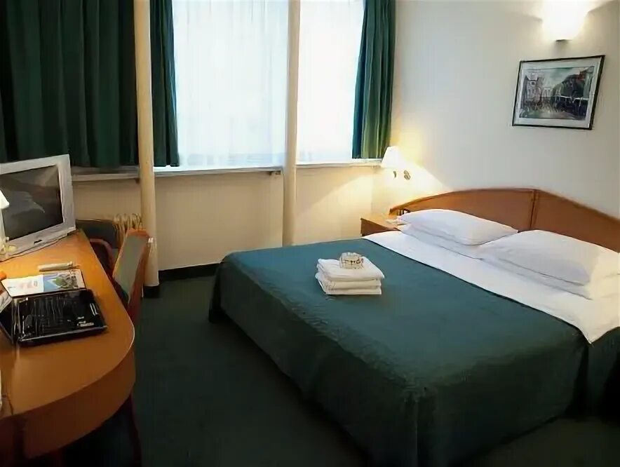 Central hotel москва. Гостиница в видном. Хостел central москва. Аструс отель москва номера. Парк отель прага тюмень.