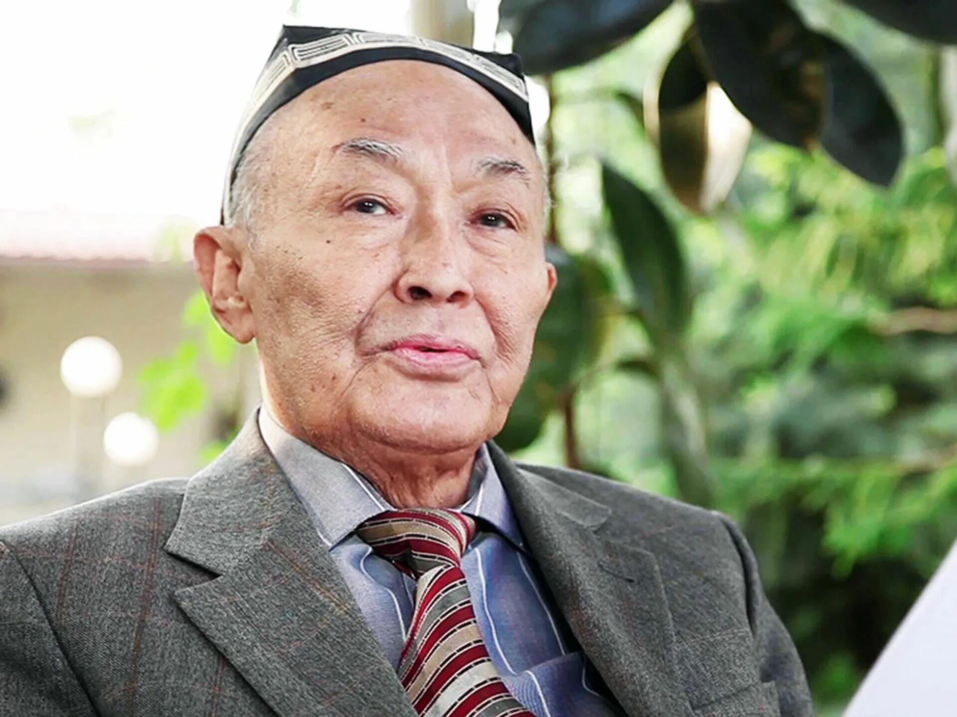 O zbek shoirlari. O zbek shoirlari. Мухаммад yusuf hayoti. Мухаммад юсуф. Паризода шерматова.