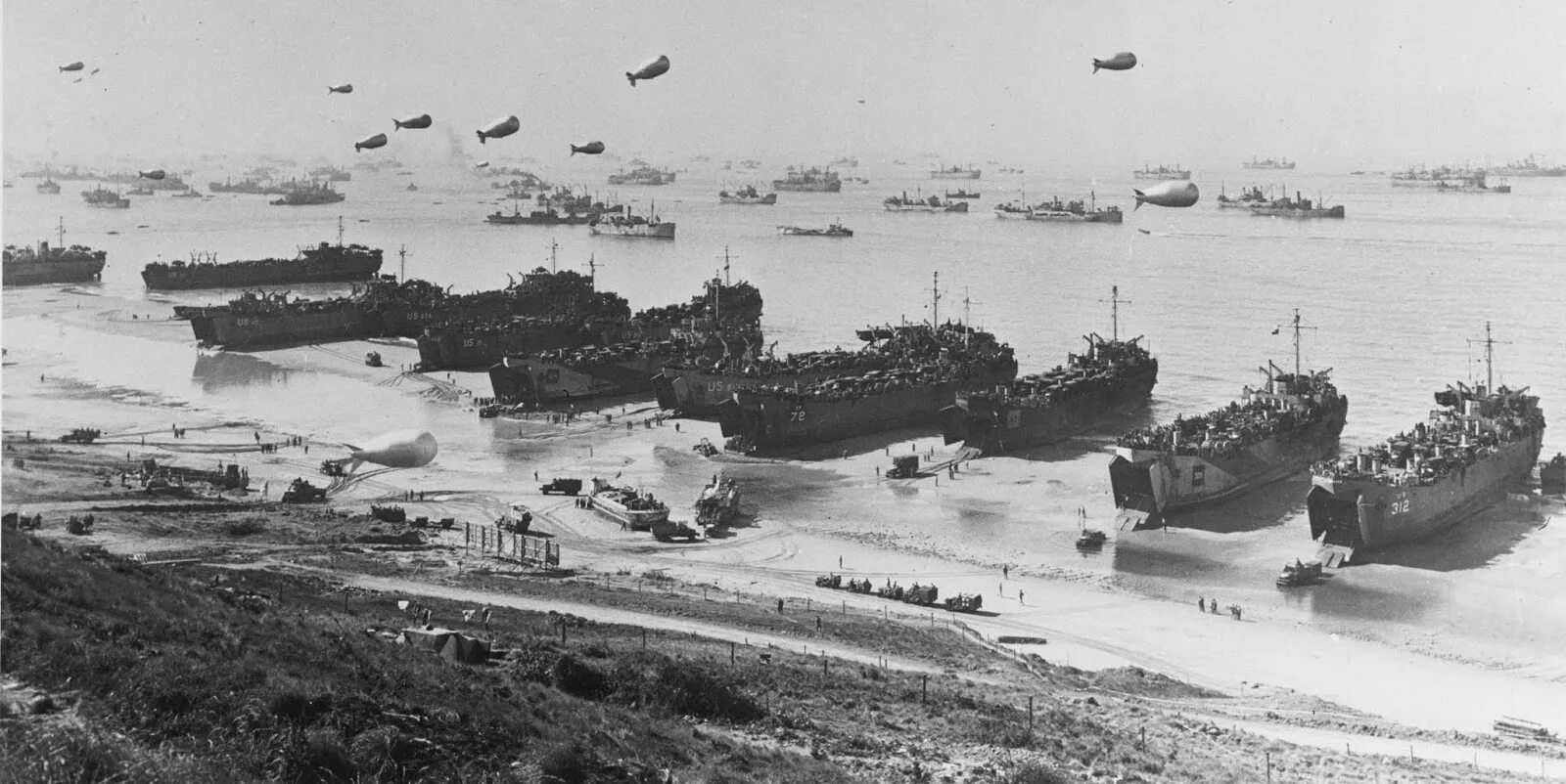 Высадка союзников в нормандии операция. Оверлорд операция 1944. Операция Оверлорд во второй мировой войне. 6 Июня 1944 операция Оверлорд. Оверлорд высадка в Нормандии.